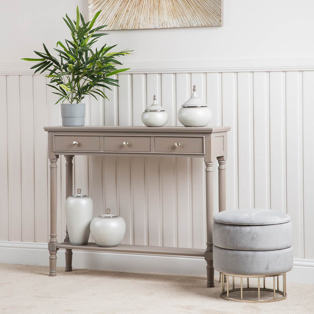 Top 4 Console Table For Your Bedroom
