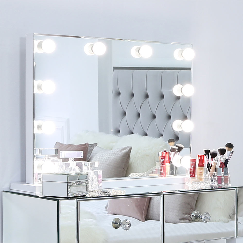 makeup mirror with dimmable lights