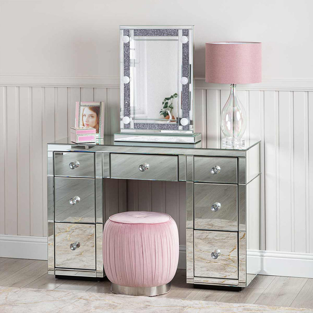 mirror dressing table